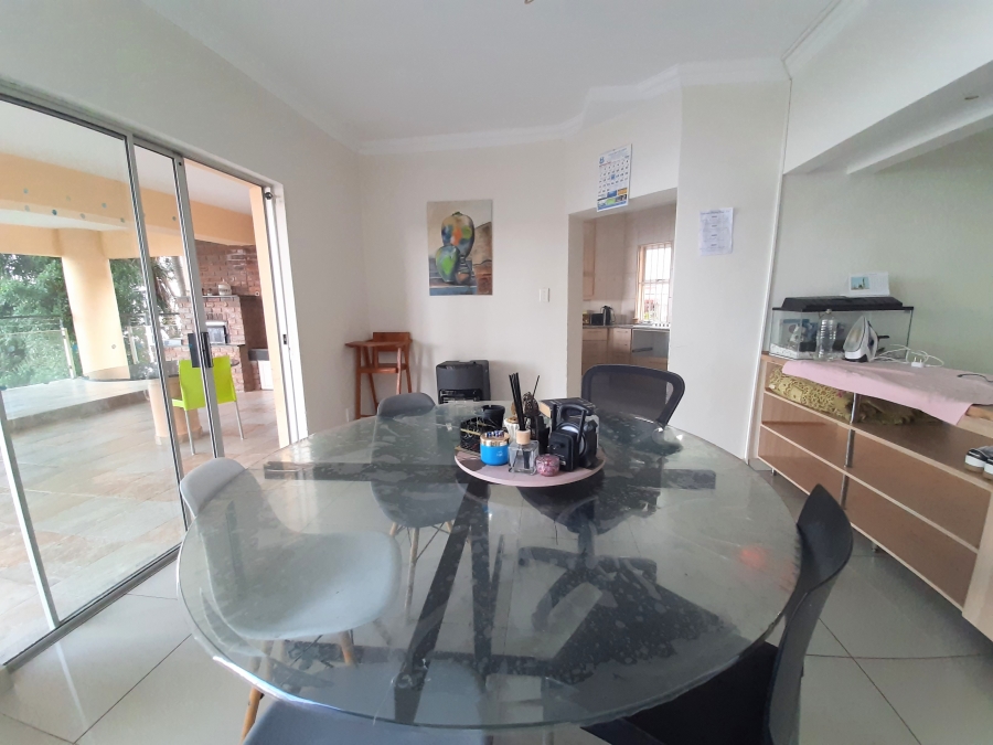 6 Bedroom Property for Sale in Kosmos North West